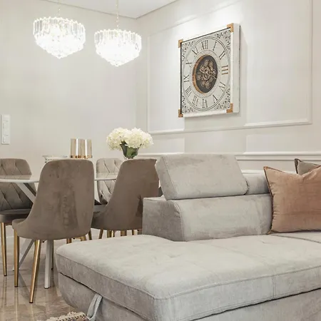 Delmare Casa Liaf شقة *